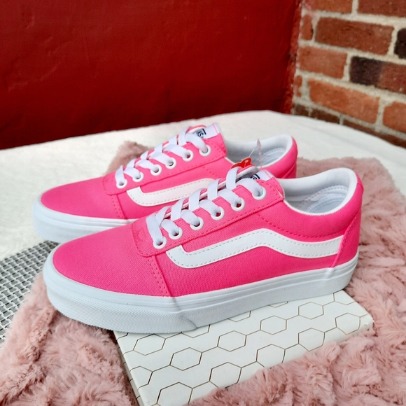 Vans Ward Neon Old Skool Lace Up Sneaker Fall - Picture 10 of 10